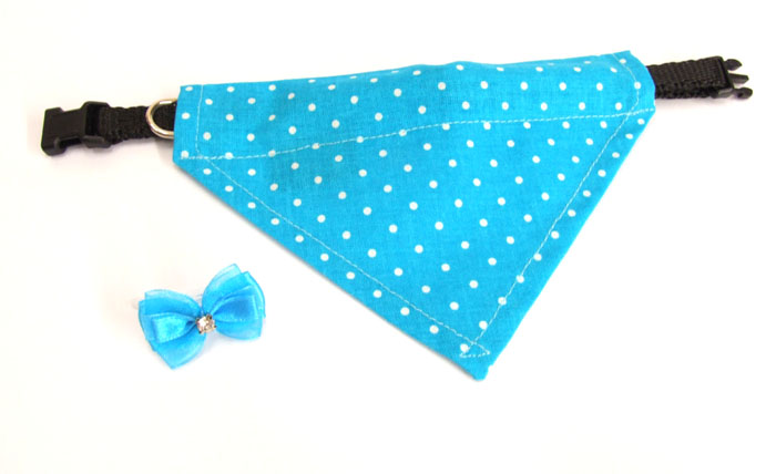 2 in 1 Hundehalstuch DOTS SKY BLUE + Schleife