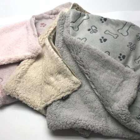 Hunde-Decke Kuscheldecke KNOCHEN