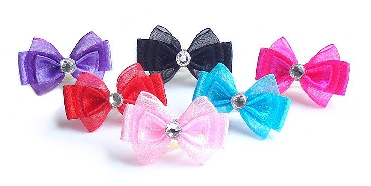 Mini Schleife auf Gummiring STRASS